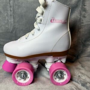 Cute Kids White and Pink Roller Skates, Size J11